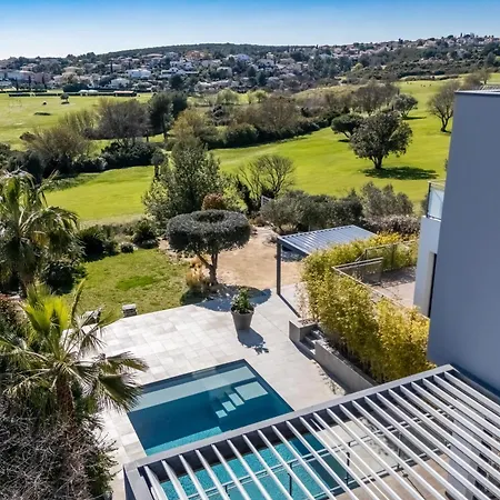 Villa Luxueuse Pour Huit Personnes, Piscine Et Vue Sur Le Golf *